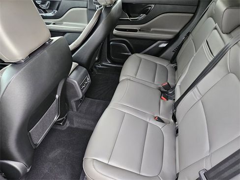 New 2026 Lincoln Corsair Premiere image 28