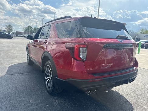Used 2023 Ford Explorer ST image 9