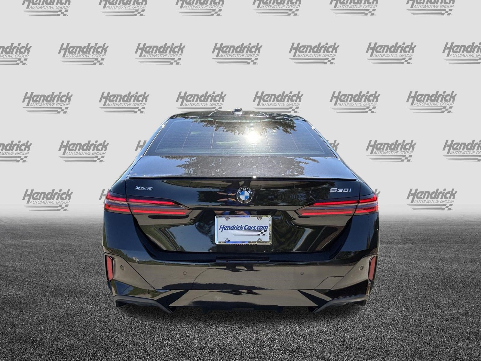 Used 2024 BMW 530i xDrive w/ M Sport Package AWD/4WD image 9