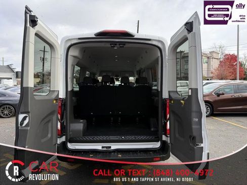 Used 2022 Ford Transit 350 XLT image 7