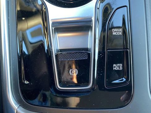 New 2026 Kia Carnival EX image 28