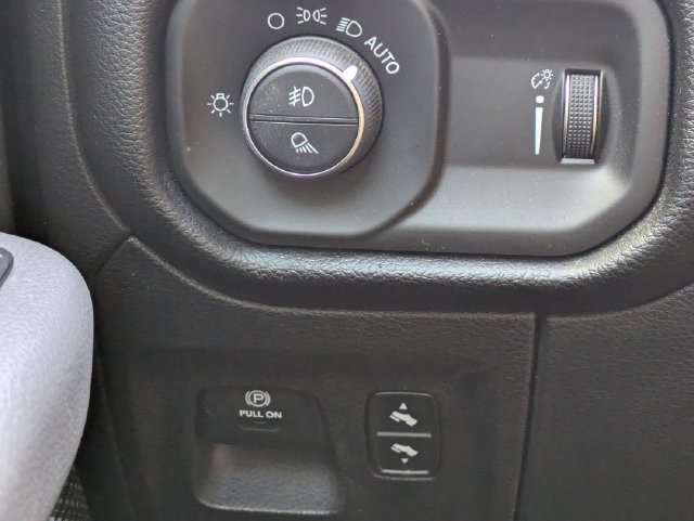 Certified 2020 RAM 1500 Big Horn RWD image 18