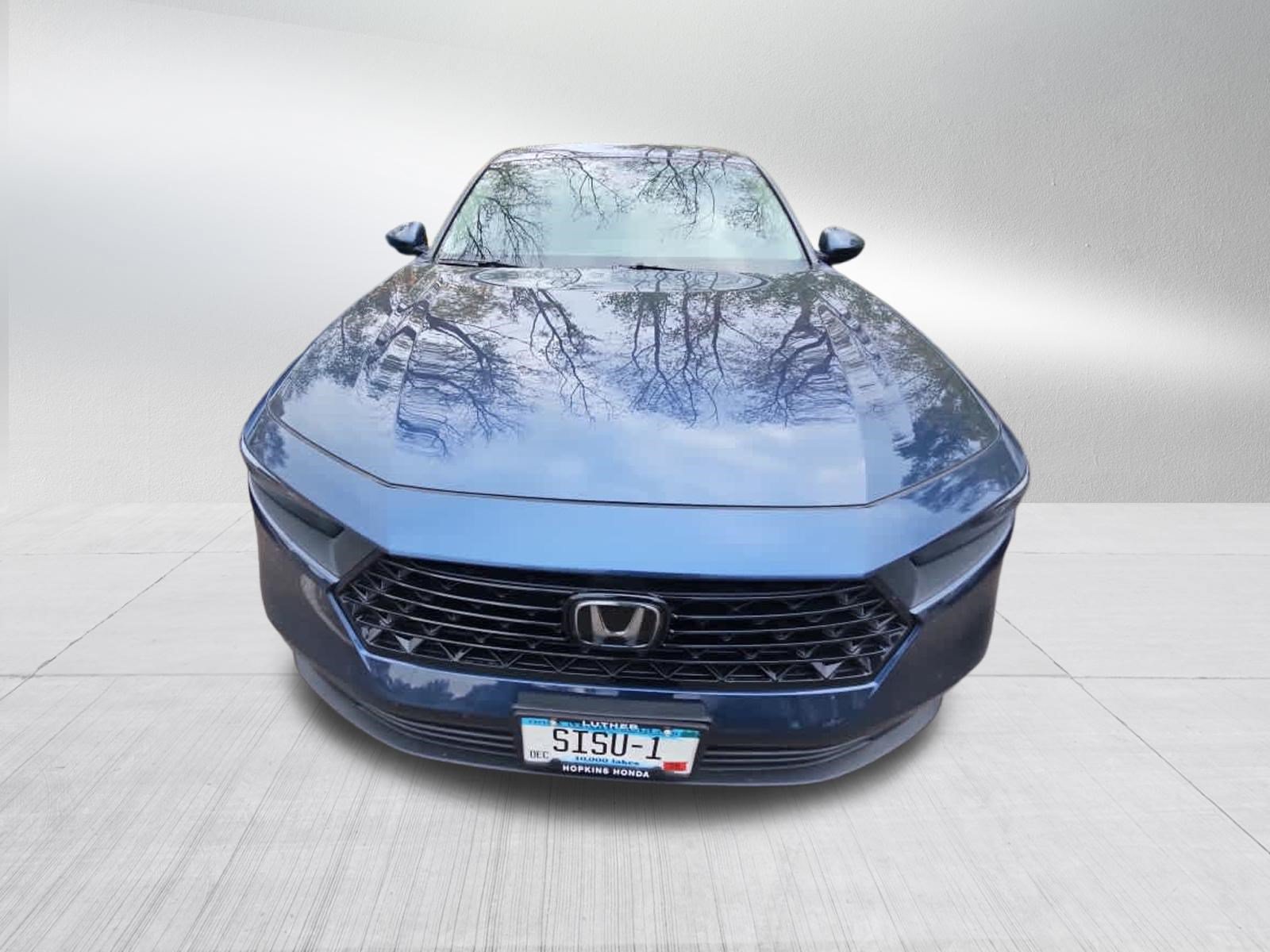 Used 2024 Honda Accord EX image 2