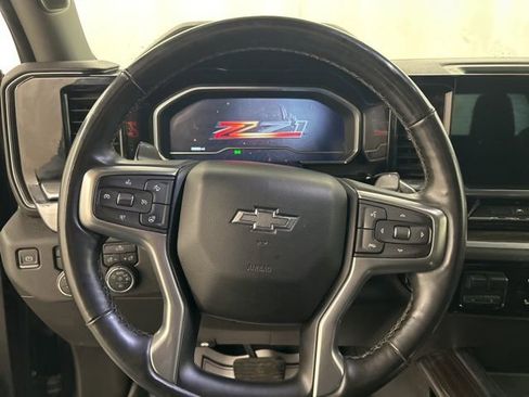 Used 2023 Chevrolet Silverado 1500 RST w/ Convenience Package II image 9
