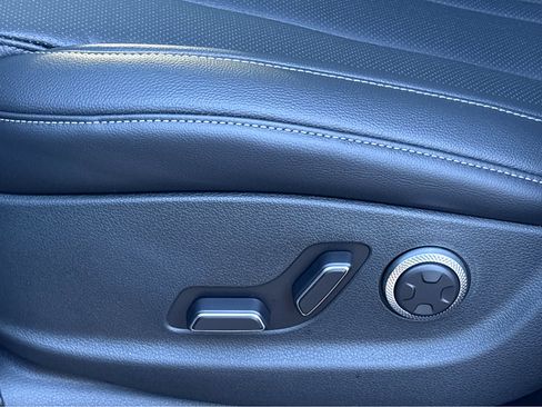 New 2026 Genesis GV80 2.5T image 24