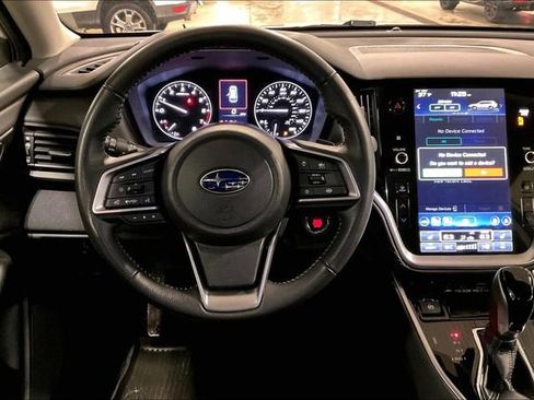 Used 2023 Subaru Outback Premium image 5