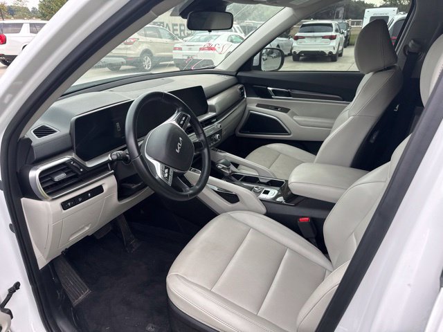 Used 2023 Kia Telluride S AWD/4WD image 5