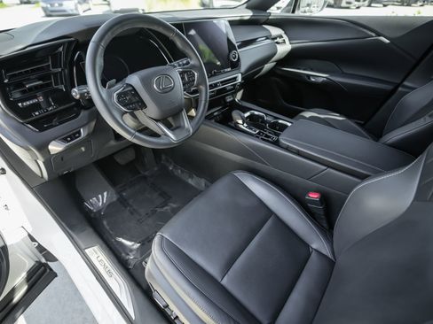 Used 2023 Lexus RX 350 Premium image 6