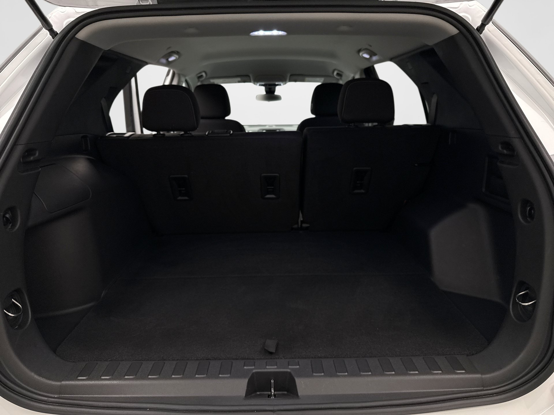 Used 2023 Chevrolet Equinox LT FWD image 20