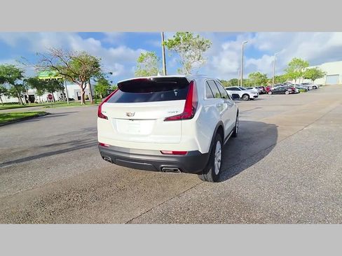 Used 2022 Cadillac XT4 Luxury FWD image 40