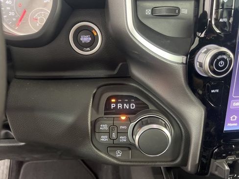 New 2026 RAM 1500 Big Horn AWD/4WD image 17