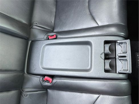 Used 2011 INFINITI G37 Sport image 37