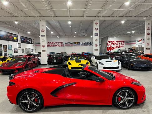 Used 2023 Chevrolet Corvette Stingray Preferred Conv w/ Z51 Performance Package RWD image 5