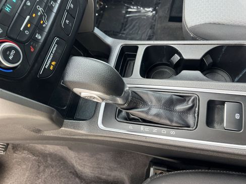 Certified 2018 Ford Escape SE w/ SE Sync 3 Package image 21