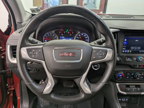 Used 2023 GMC Terrain SLE w/ Driver Convenience Package image 20