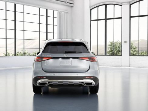 Certified 2025 Mercedes-Benz GLC 300 4MATIC image 25