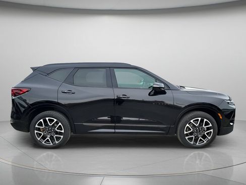 Used 2025 Chevrolet Blazer RS FWD image 7