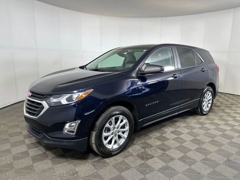 Used 2020 Chevrolet Equinox LS w/ LS Convenience Package image 7