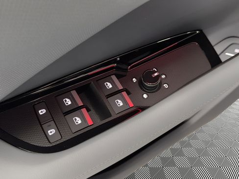 New 2026 Audi Q3 quattro 2.0T image 15