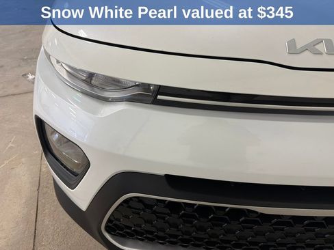 Used 2022 Kia Soul LX w/ Technology Package FWD image 4