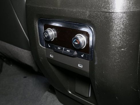 Used 2024 GMC Yukon Denali image 25