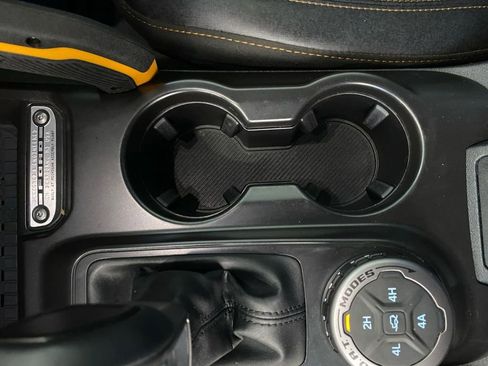 Used 2024 Ford Bronco Badlands image 23