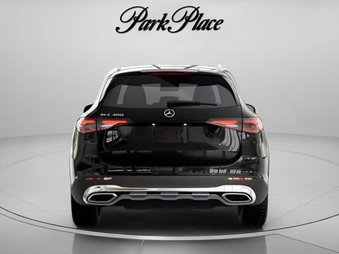 Used 2026 Mercedes-Benz GLC 300 image 17