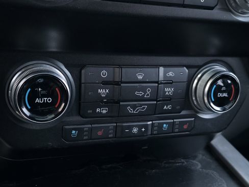 Used 2020 Ford F150 Platinum w/ Equipment Group 701A Luxury image 26