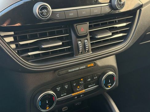 Used 2025 Ford Escape Active FWD image 16