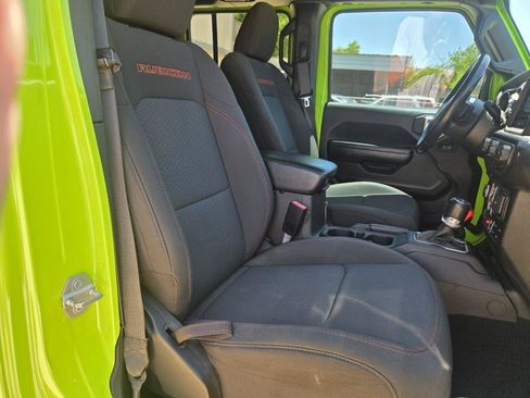 Used 2021 Jeep Gladiator Rubicon AWD/4WD image 19