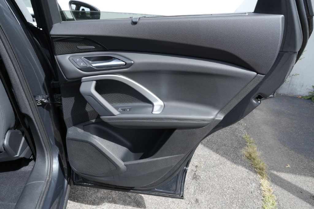 Used 2025 Audi Q5 Premium Plus w/ Premium Plus AWD/4WD image 42