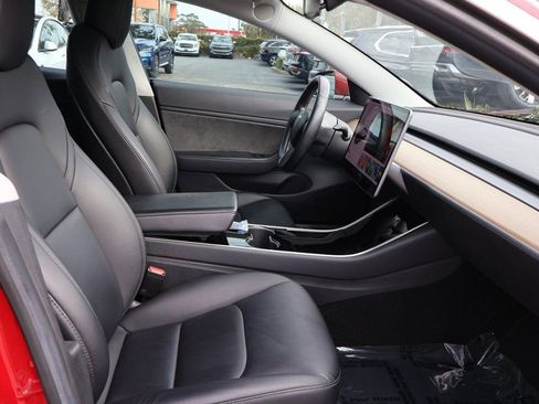 Used 2018 Tesla Model 3 Long Range RWD image 29