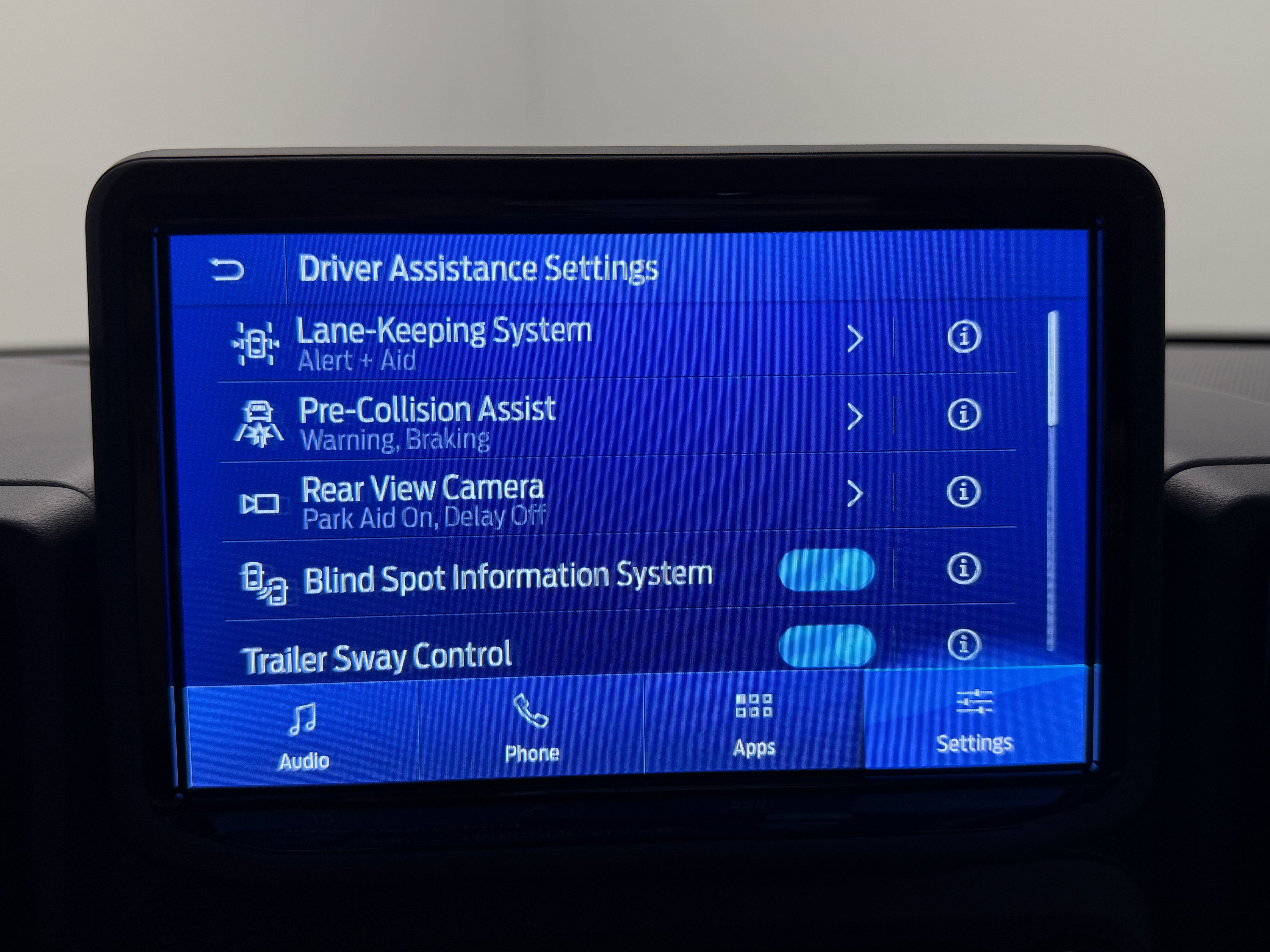 Used 2022 Ford Bronco Sport Outer Banks w/ Tech Package AWD/4WD image 9