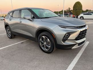 Used 2025 Chevrolet Blazer LT video 3