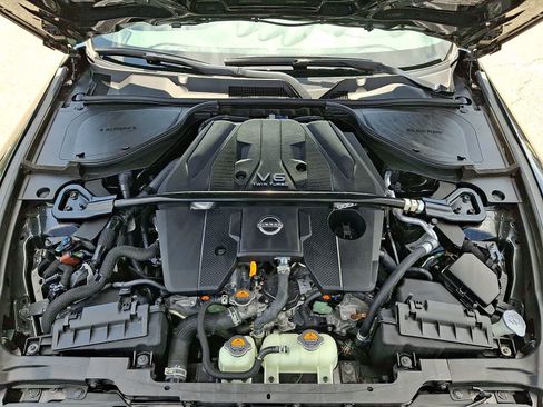 Used 2024 Nissan Z Performance w/ Floor Mat Package RWD image 35