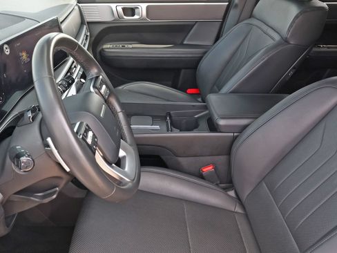 Used 2024 Hyundai Santa Fe SEL FWD image 14