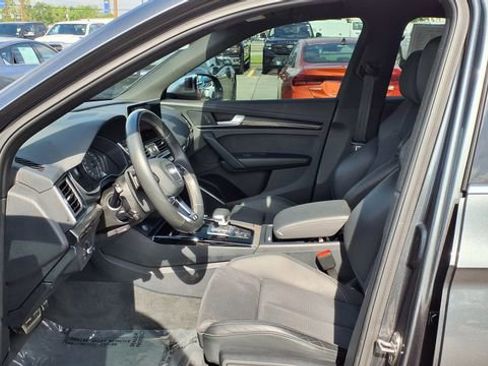 Used 2022 Audi SQ5 Premium w/ Convenience Package image 14