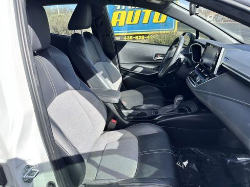 Used 2021 Toyota Corolla XSE image 18