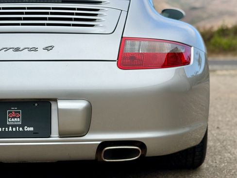 Used 2008 Porsche 911 Carrera 4 AWD/4WD image 21