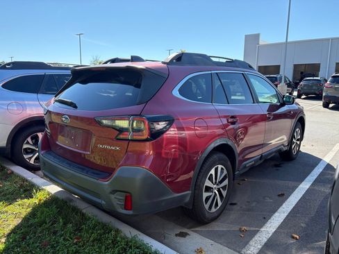 Used 2020 Subaru Outback Premium AWD/4WD image 6