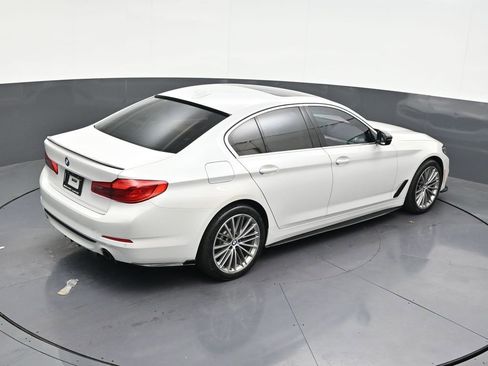 Used 2020 BMW 530i w/ Convenience Package RWD image 24
