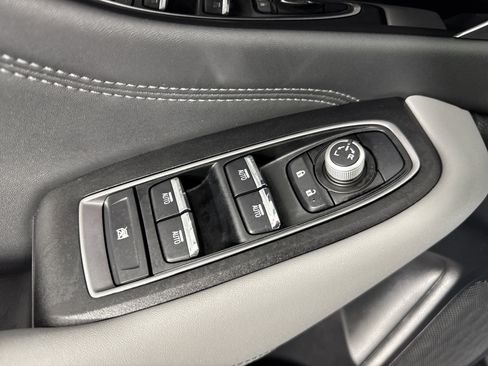 Used 2025 Subaru Outback Limited image 16