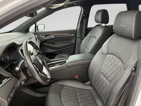 Used 2024 Buick Enclave Avenir w/ Avenir Technology Package image 12