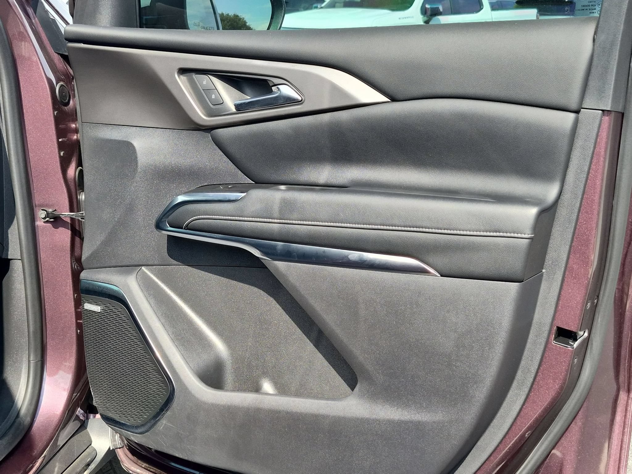 Used 2024 Chevrolet Traverse LT w/ Enhanced Driving Package FWD image 32