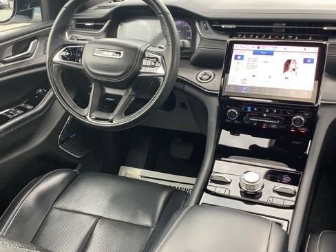 Certified 2023 Jeep Grand Cherokee Overland w/ Adv Protech Group III AWD/4WD image 21