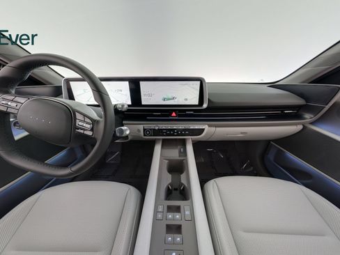Used 2025 Hyundai Ioniq 6 SEL RWD image 26