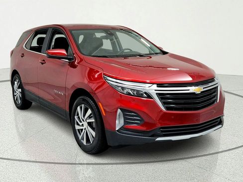 Certified 2024 Chevrolet Equinox LT w/ LPO, Floor Liner Package FWD image 7