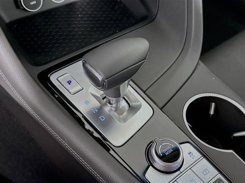 New 2026 Genesis G70 2.5T RWD image 18