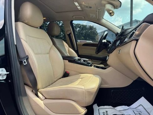 Used 2016 Mercedes-Benz GLE 350 w/ Premium Package image 26