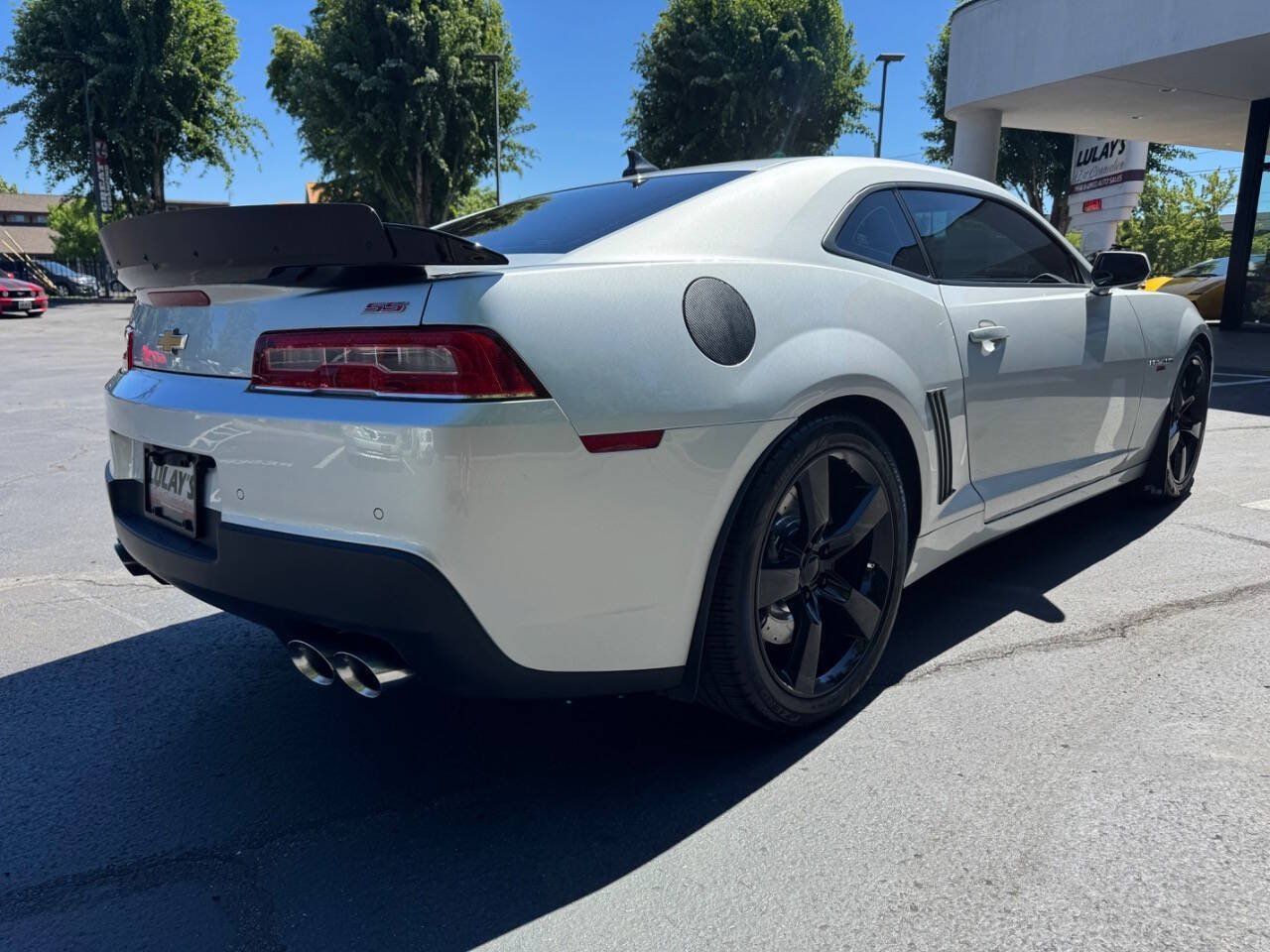 Used 2015 Chevrolet Camaro SS w/ RS Package RWD image 5